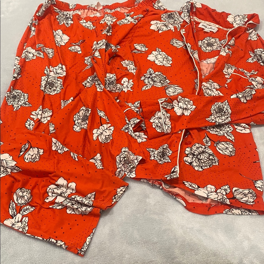 White Mark Red Pajama pants set with White Floral Pattern